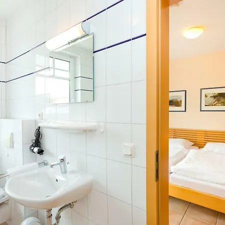 Hildegard 8 Apartment Binz